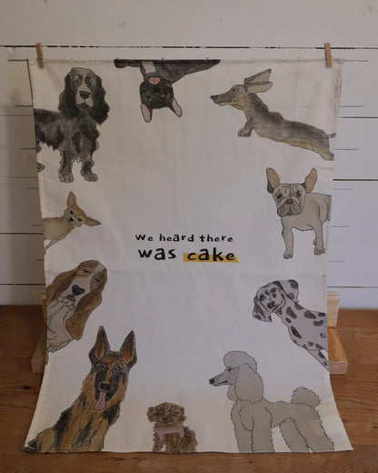 Curious dogs – Yellow